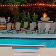 Poolside Santé Dining